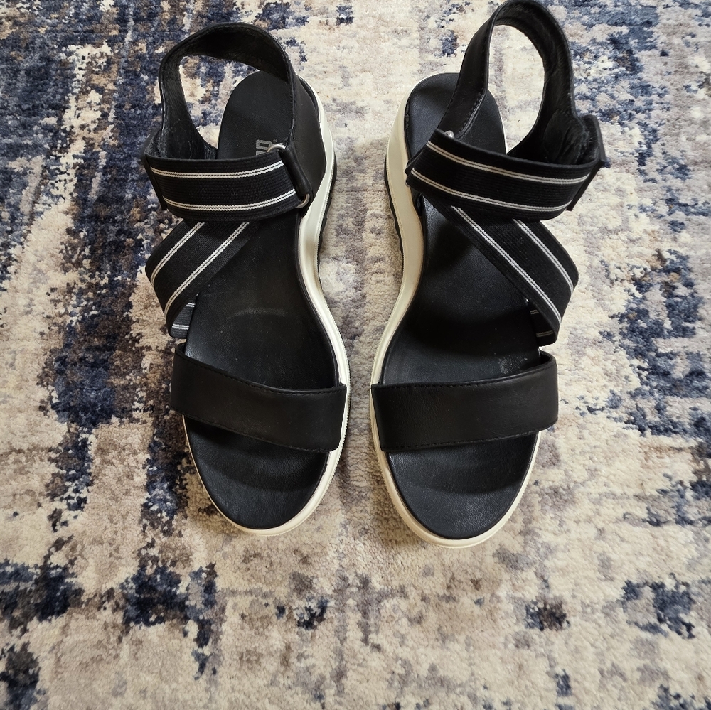 Stylish Black Sandals for Women